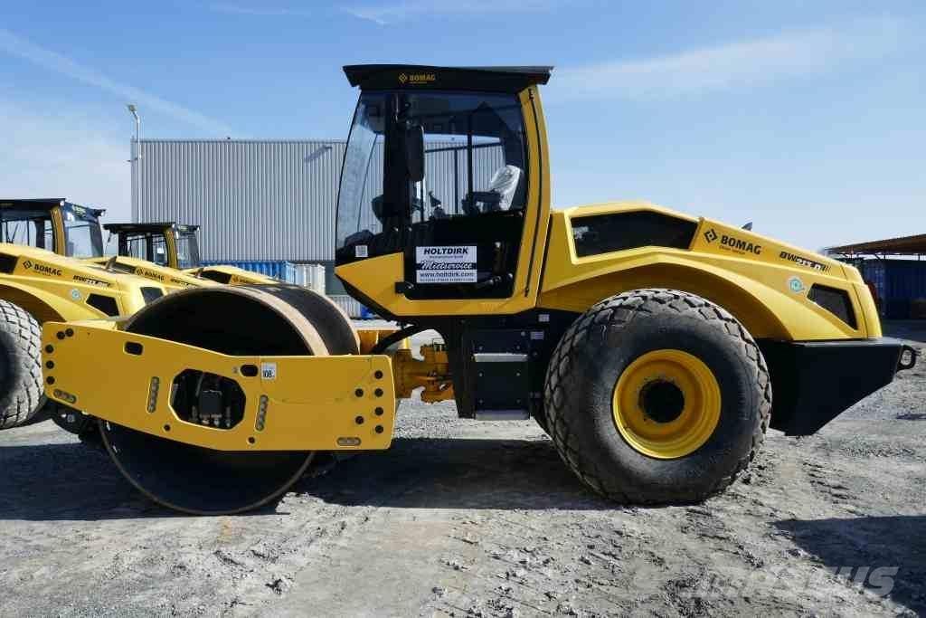 Bomag BW 213 D-5 Talajtömörítő gépek
