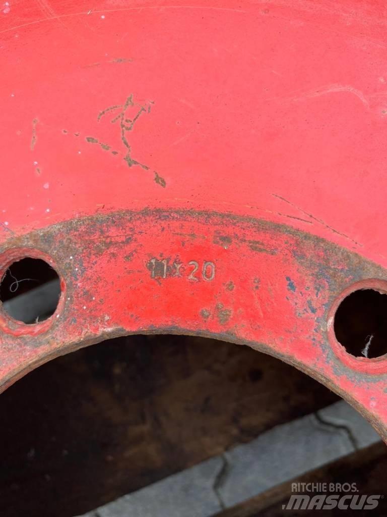 Fendt RIMS 11X20 Gumiabroncsok, kerekek és felnik
