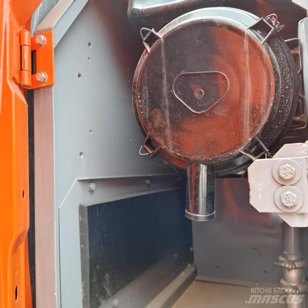Hitachi ZX 210 Lánctalpas kotrók