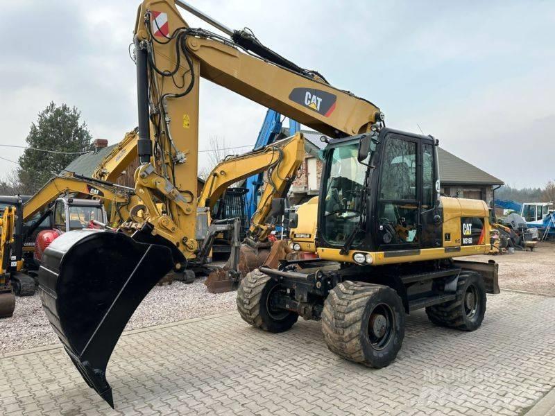 CAT CAT M316D Gumikerekes kotrók
