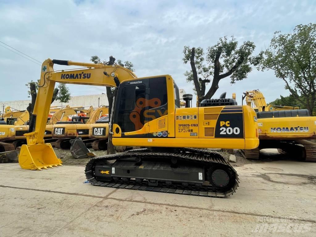Komatsu PC 200-8 Lánctalpas kotrók