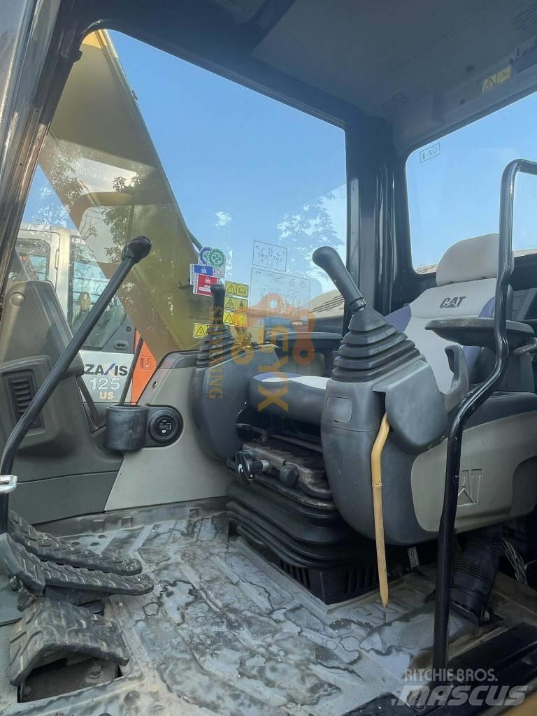 Komatsu PC 200-8 Lánctalpas kotrók