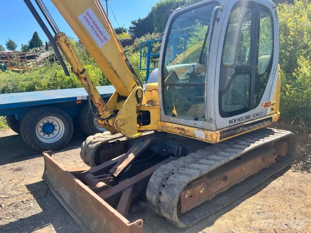 New Holland E 80 Közepes (midi) kotrók 7 t - 12 t