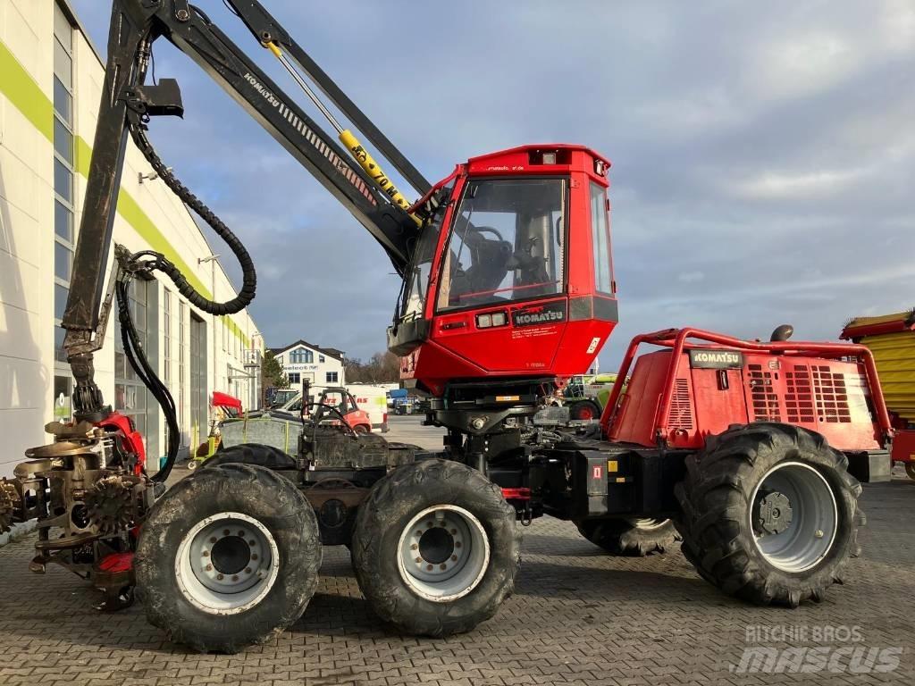 Komatsu 931.1 Betakarítók