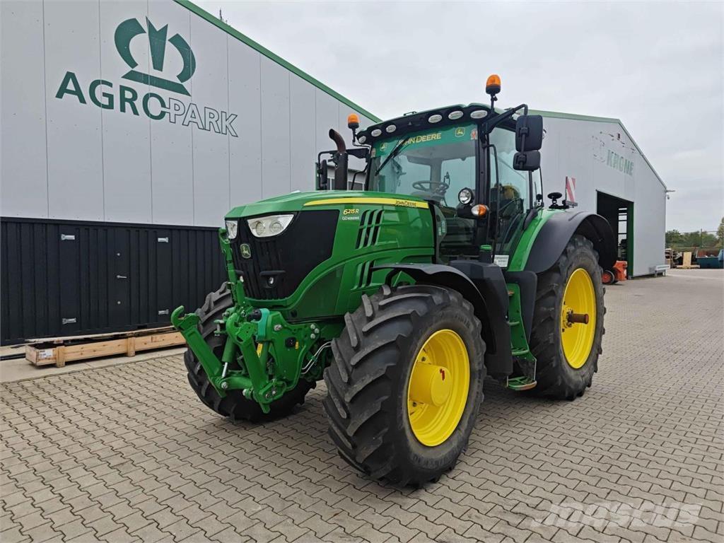 John Deere 6215R Traktorok