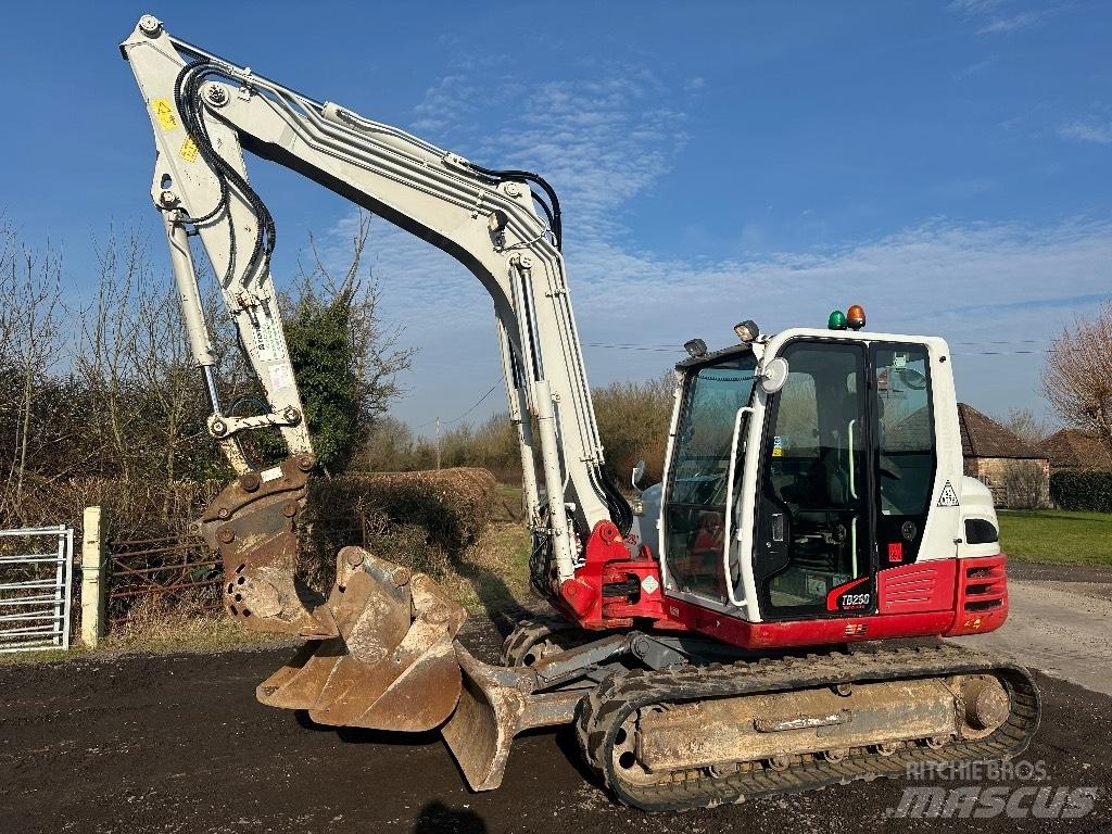 Takeuchi TB 290 Közepes (midi) kotrók 7 t - 12 t