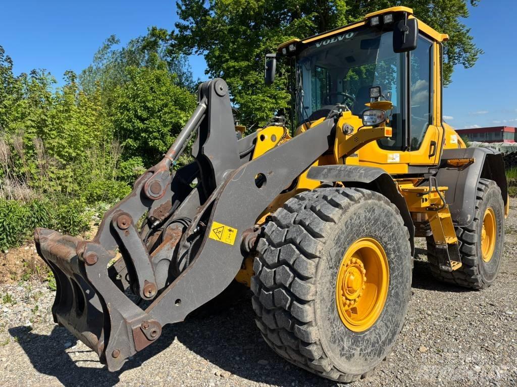 Volvo L 90 H Gumikerekes homlokrakodók