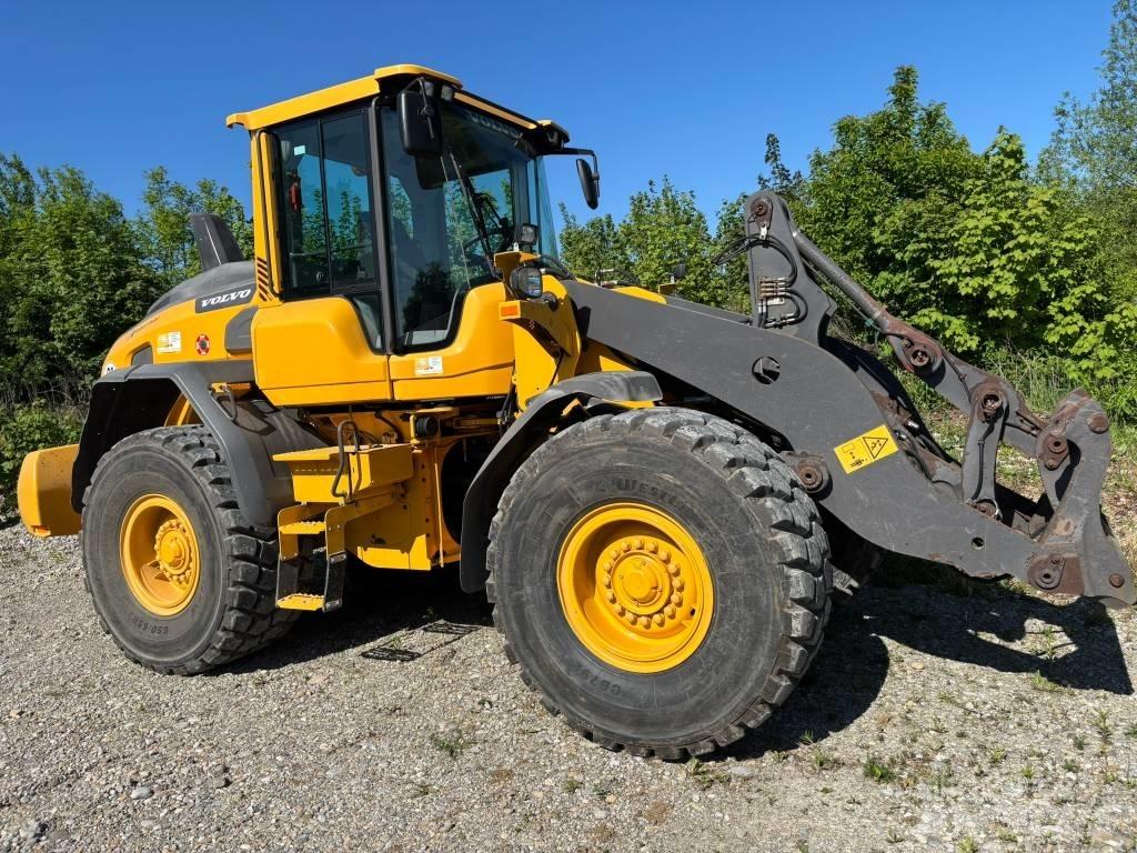 Volvo L 90 H Gumikerekes homlokrakodók