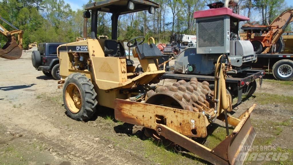 CAT CP 323 C Kombinált hengerek