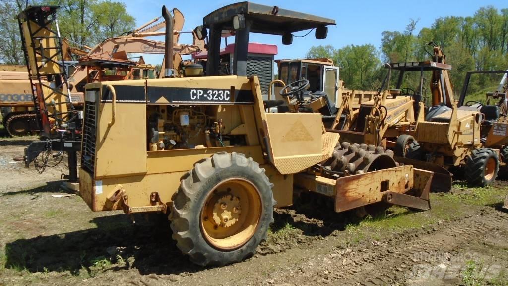 CAT CP 323 C Kombinált hengerek