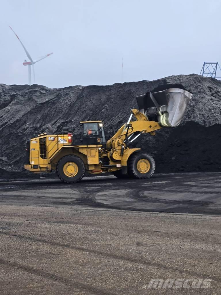 CAT 988XE Gumikerekes homlokrakodók