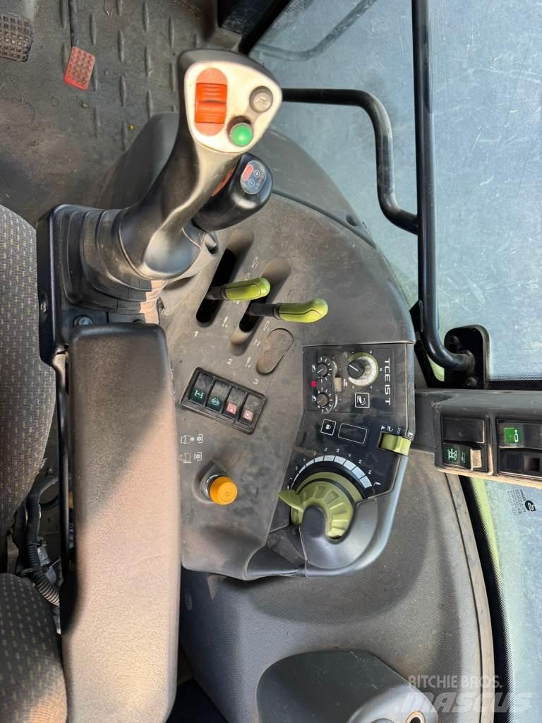 CLAAS ARION 420 Traktorok