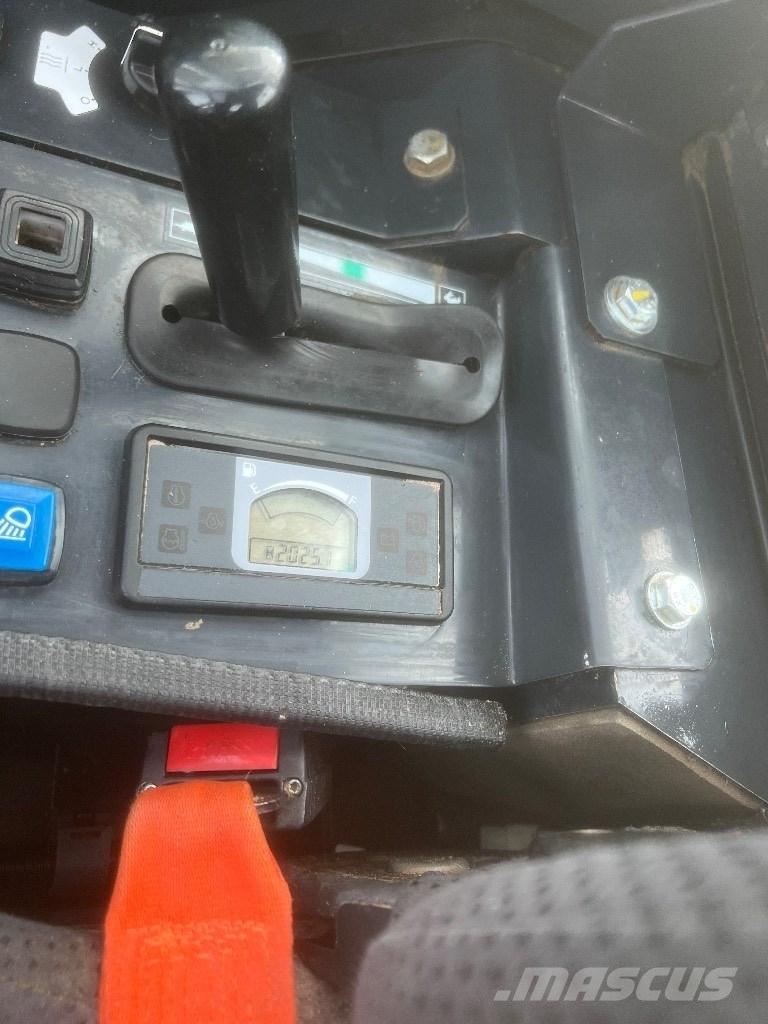 Hitachi Zx26-6 CLR Mini kotrók < 7t