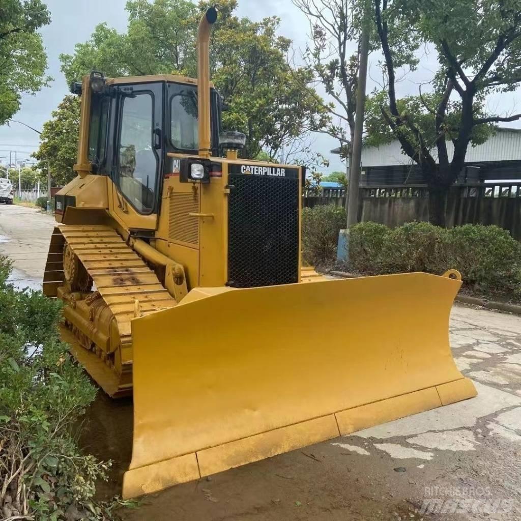 CAT D5M lánctalpas dózerek