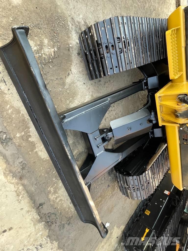 CAT 305.5E2 Lánctalpas kotrók