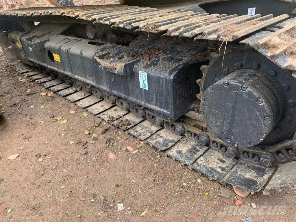 Komatsu PC 120 Lánctalpas kotrók