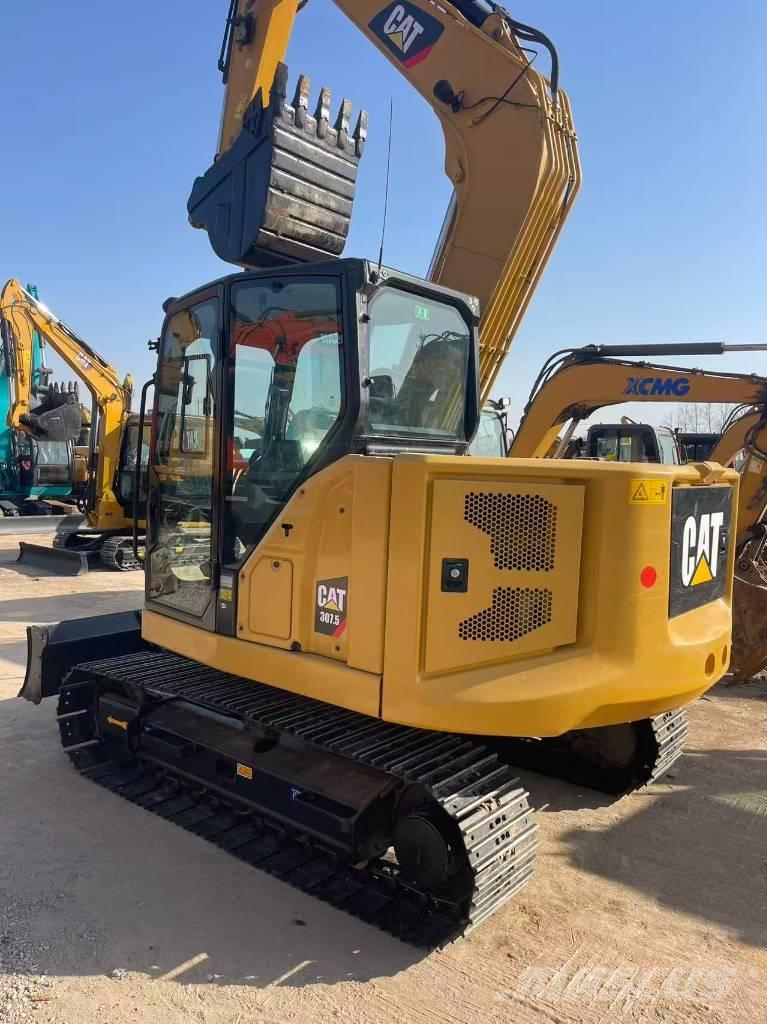 CAT 307.5 Lánctalpas kotrók
