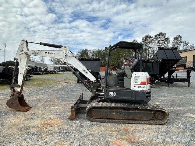 Bobcat E 50 Mini kotrók < 7t