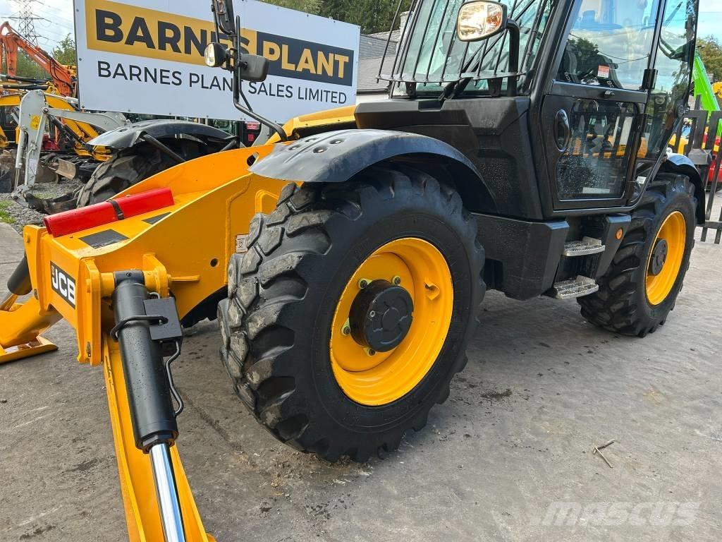 JCB 535-125 Hiviz Teleszkópos rakodók