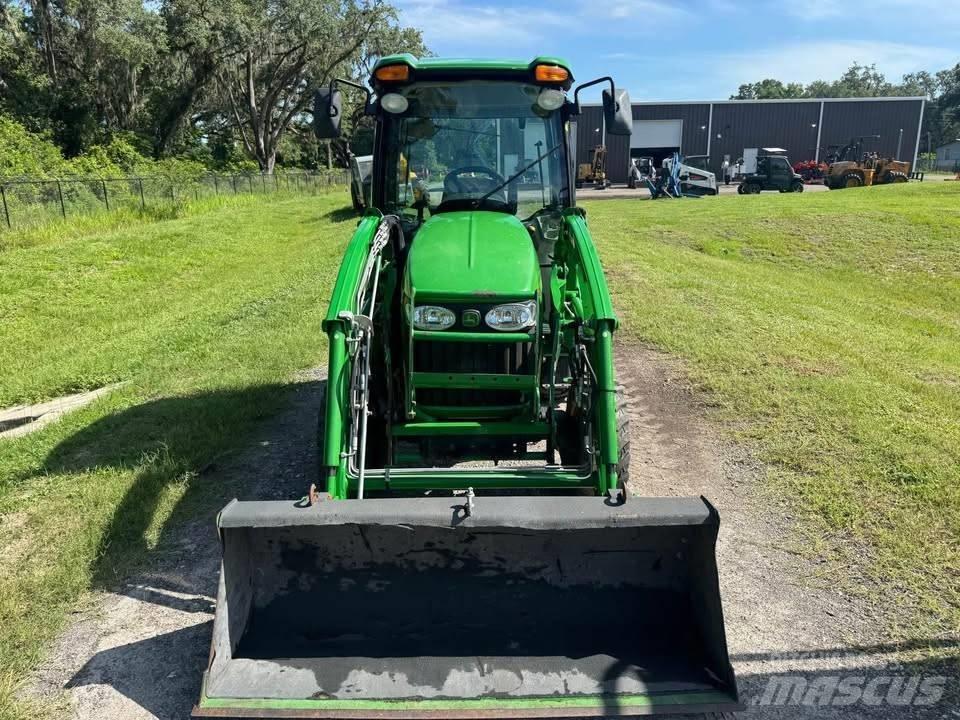 John Deere 3520 Traktorok