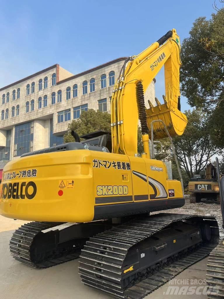 Kobelco SK 200 Lánctalpas kotrók