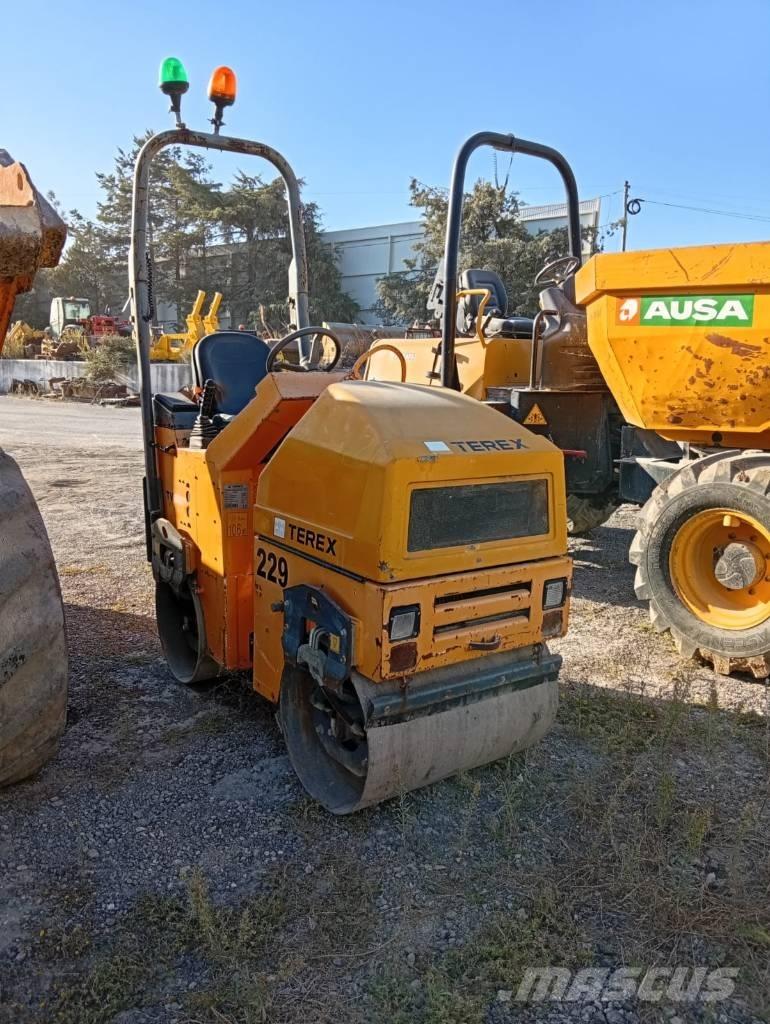 Terex TV 800 Ikerdobos hengerek