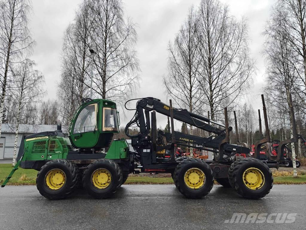 John Deere 1210 E Kihordók