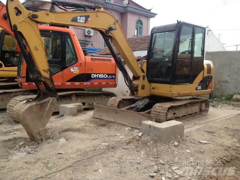 CAT 306 Mini kotrók < 7t