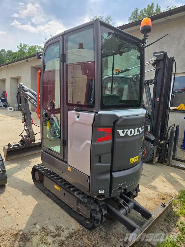 Volvo EC 18 E Mini kotrók < 7t