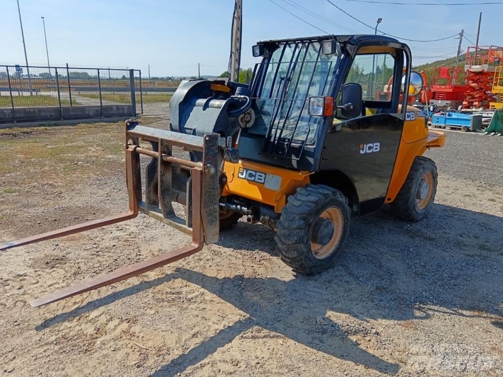 JCB 520-40 Teleszkópos rakodók