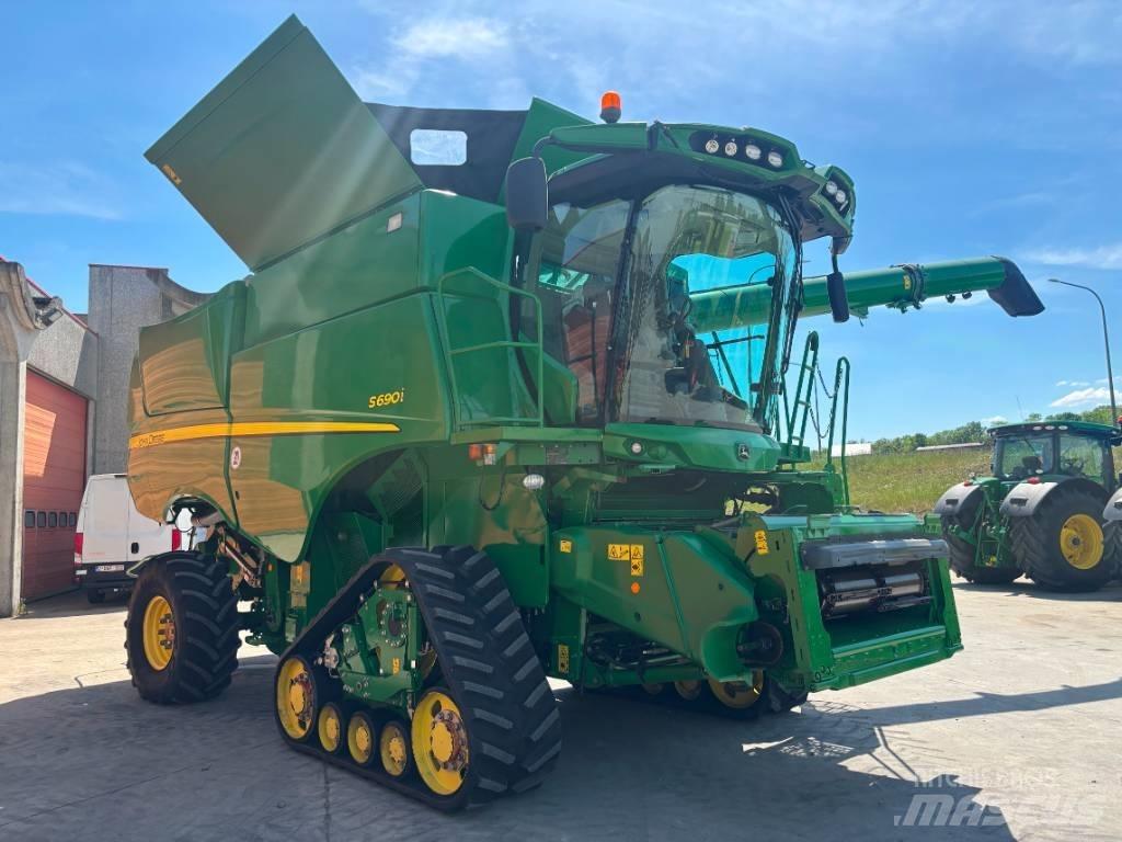 John Deere S 690 i Kombájnok