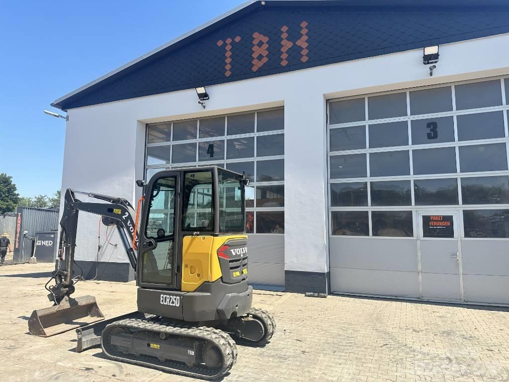 Volvo ECR 25 D Mini kotrók < 7t