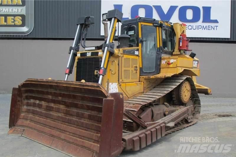 CAT D6R lánctalpas dózerek