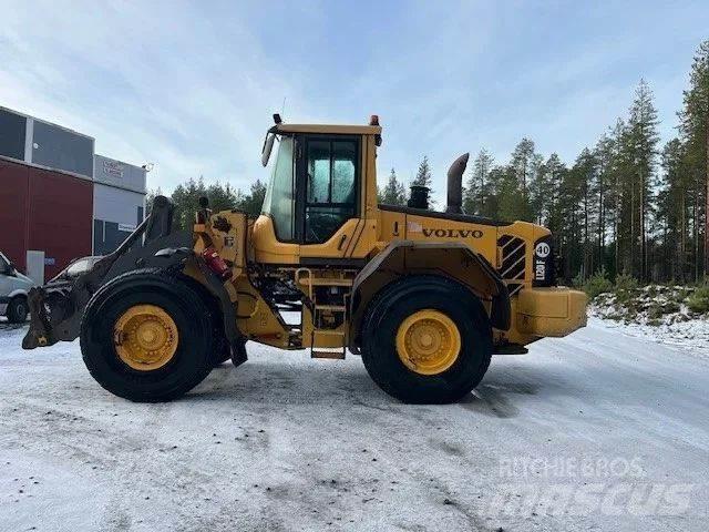 Volvo L120F Gumikerekes homlokrakodók