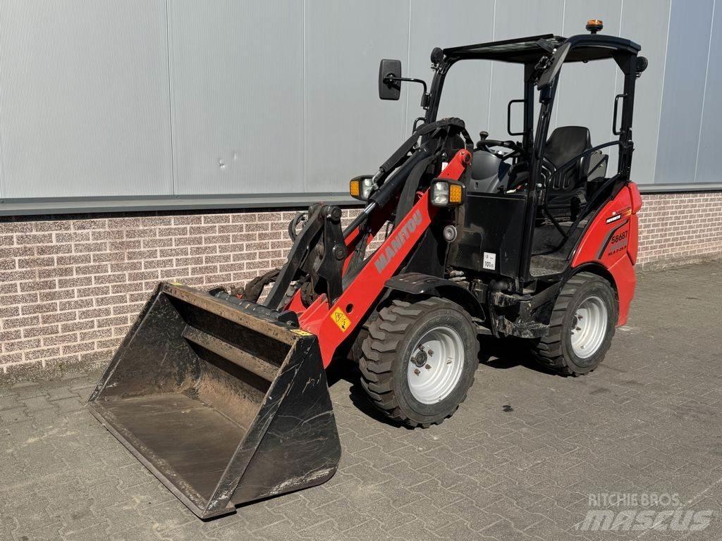 Manitou MLA2 Gumikerekes homlokrakodók