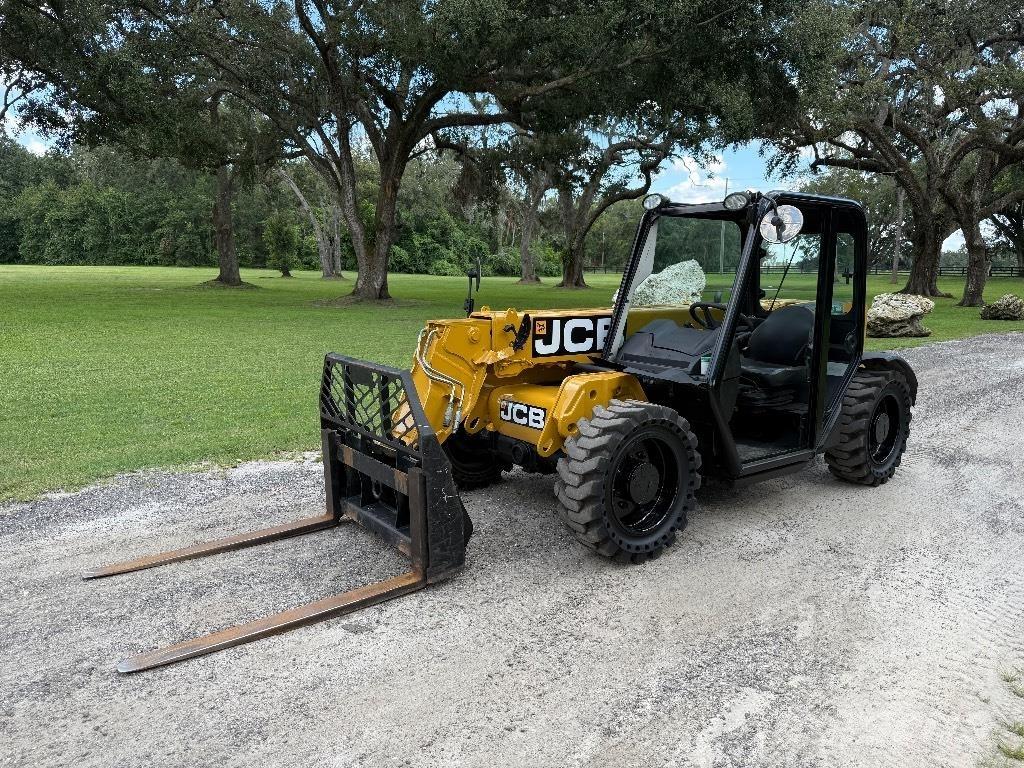 JCB 525-60 Teleszkópos rakodók