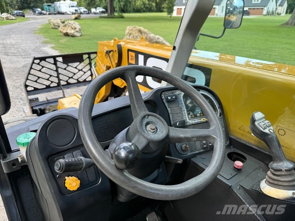 JCB 525-60 Teleszkópos rakodók