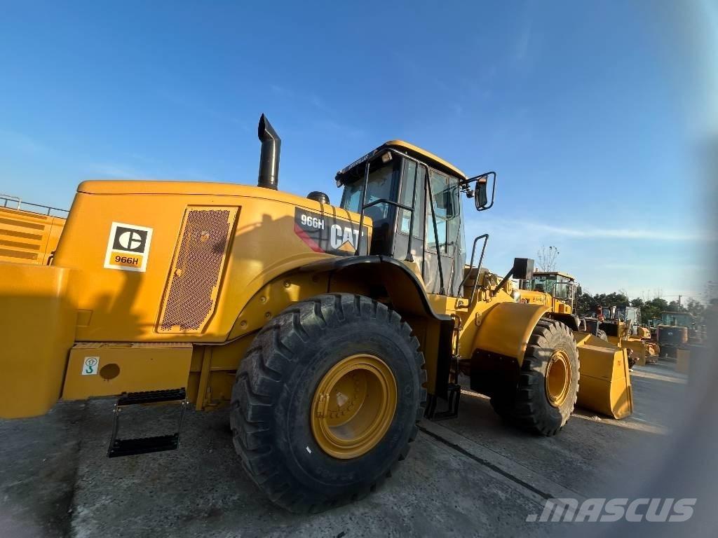 CAT 966h Gumikerekes homlokrakodók