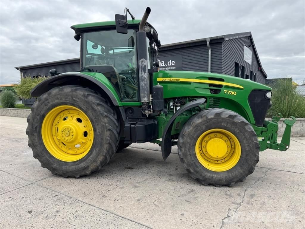 John Deere 7730 Traktorok