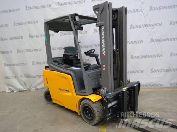 Jungheinrich EFG 320 Elektromos targoncák