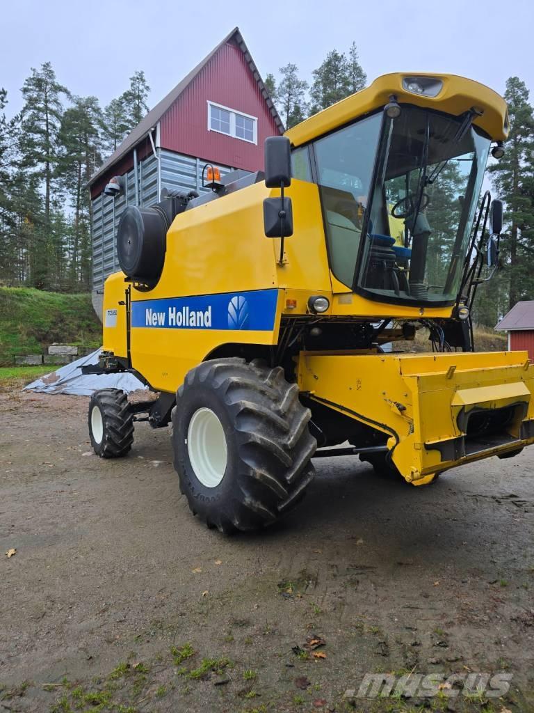 New Holland TC 5050 Kombájnok