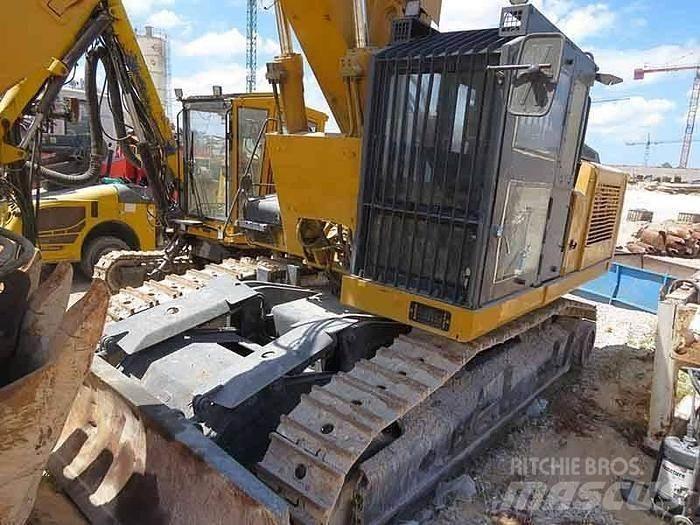 Liebherr 944C Speciális kotrók