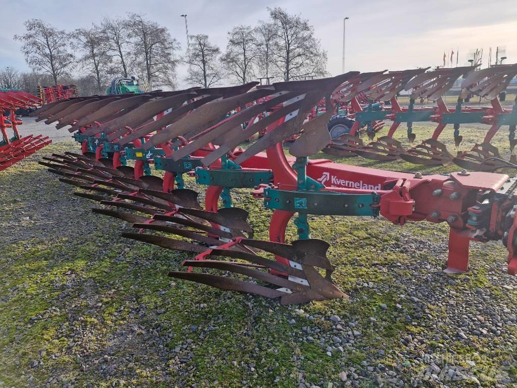 Kverneland PB100 Váltvaforgató ekék