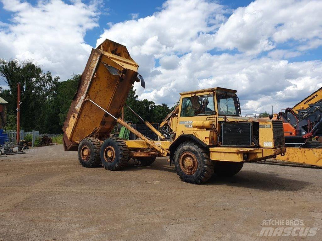 Volvo A 25 C Csuklósdömperek