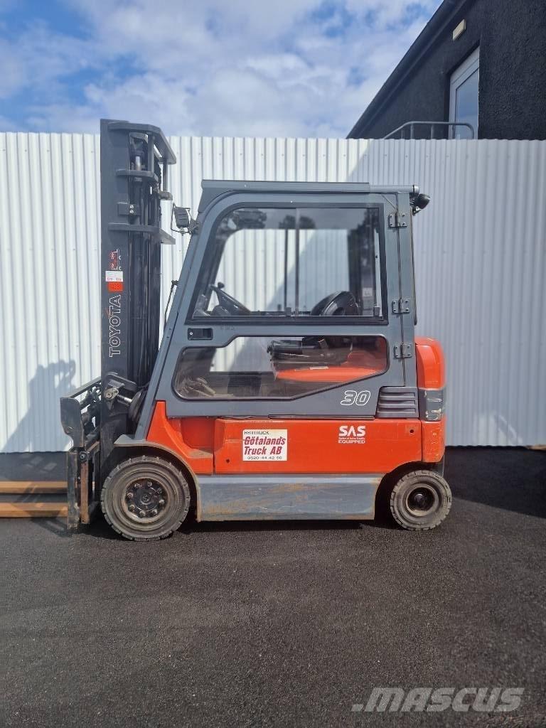 Toyota 7 FBMF 30 Elektromos targoncák