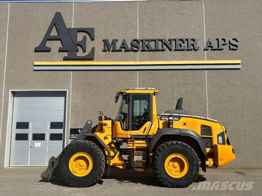 Volvo L 120 H Gumikerekes homlokrakodók
