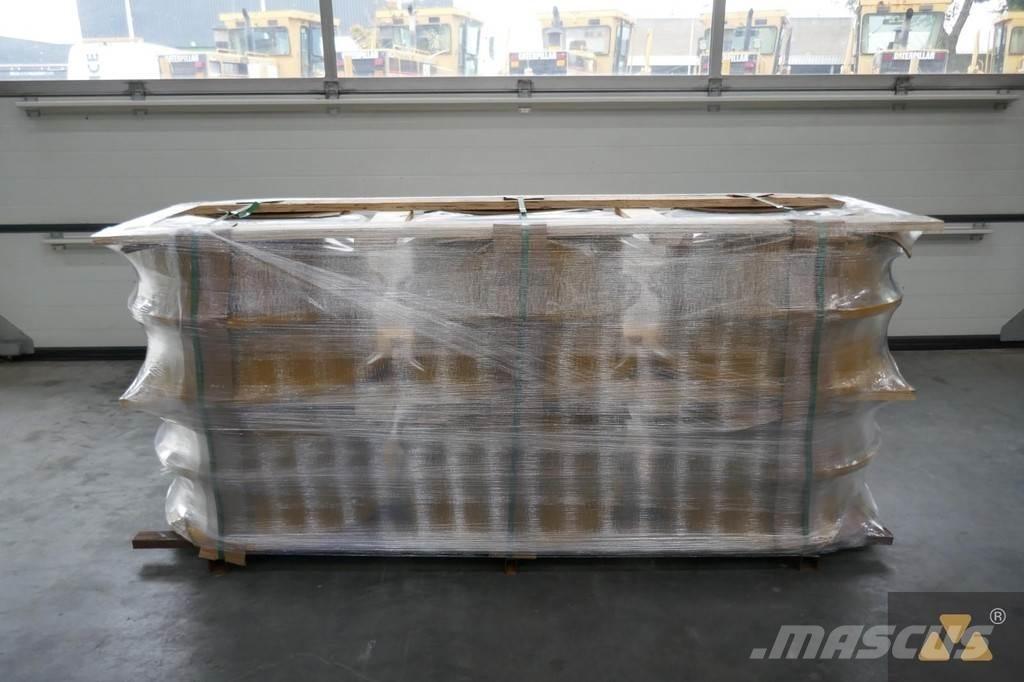 CAT 570-3854 Gumiabroncsok, kerekek és felnik