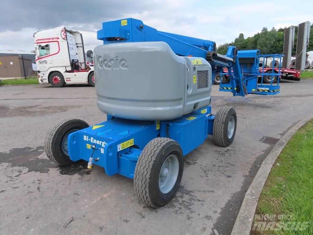 Genie Z 45/25 BI Karos emelők