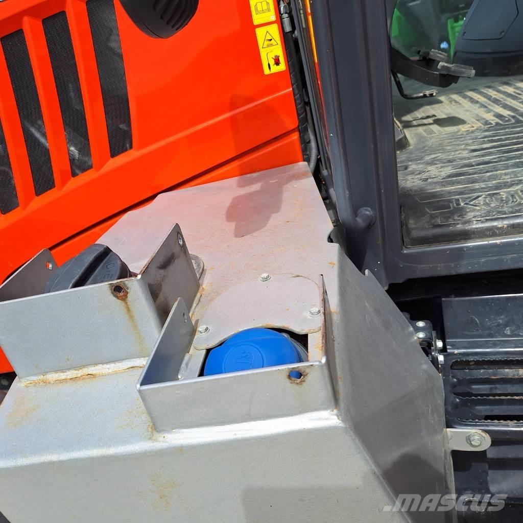Kubota M7172 FL Traktorok