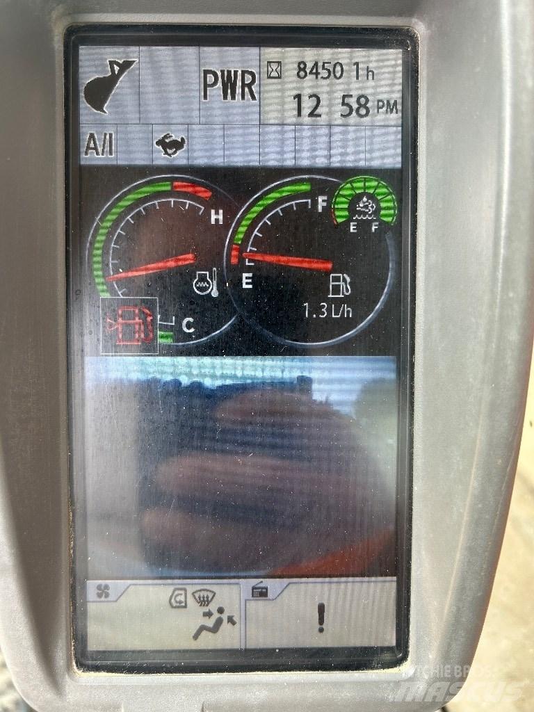 Hitachi ZX 210 LC-6 Lánctalpas kotrók